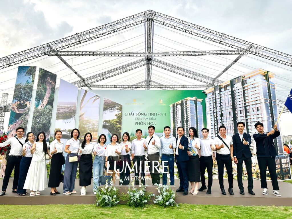 Lễ ký kết giữa Á Đông Land với Midtown