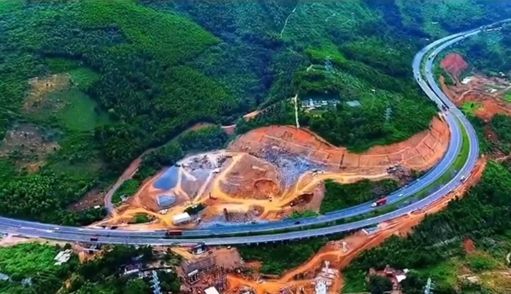 công trường thực tế Vin Làng Vân