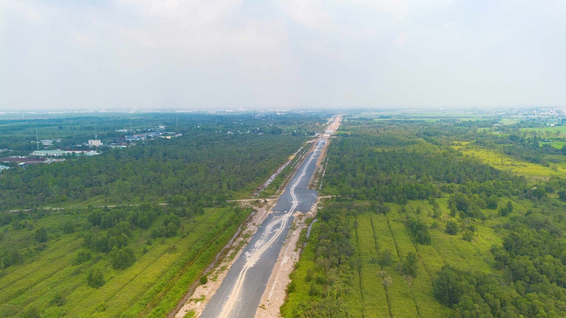 Vành đai 3 TP.HCM — Tác động đến BĐS Hóc Môn & giá đất 2026